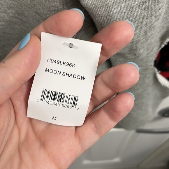 Boys gray sweatshirt by Hudson size M. NWT. - Picture 3 of 7